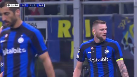 新闻背景：上一轮法甲，摩纳哥客场1-4不敌雷恩。（法甲上轮：摩纳哥客场1-4负于雷恩）