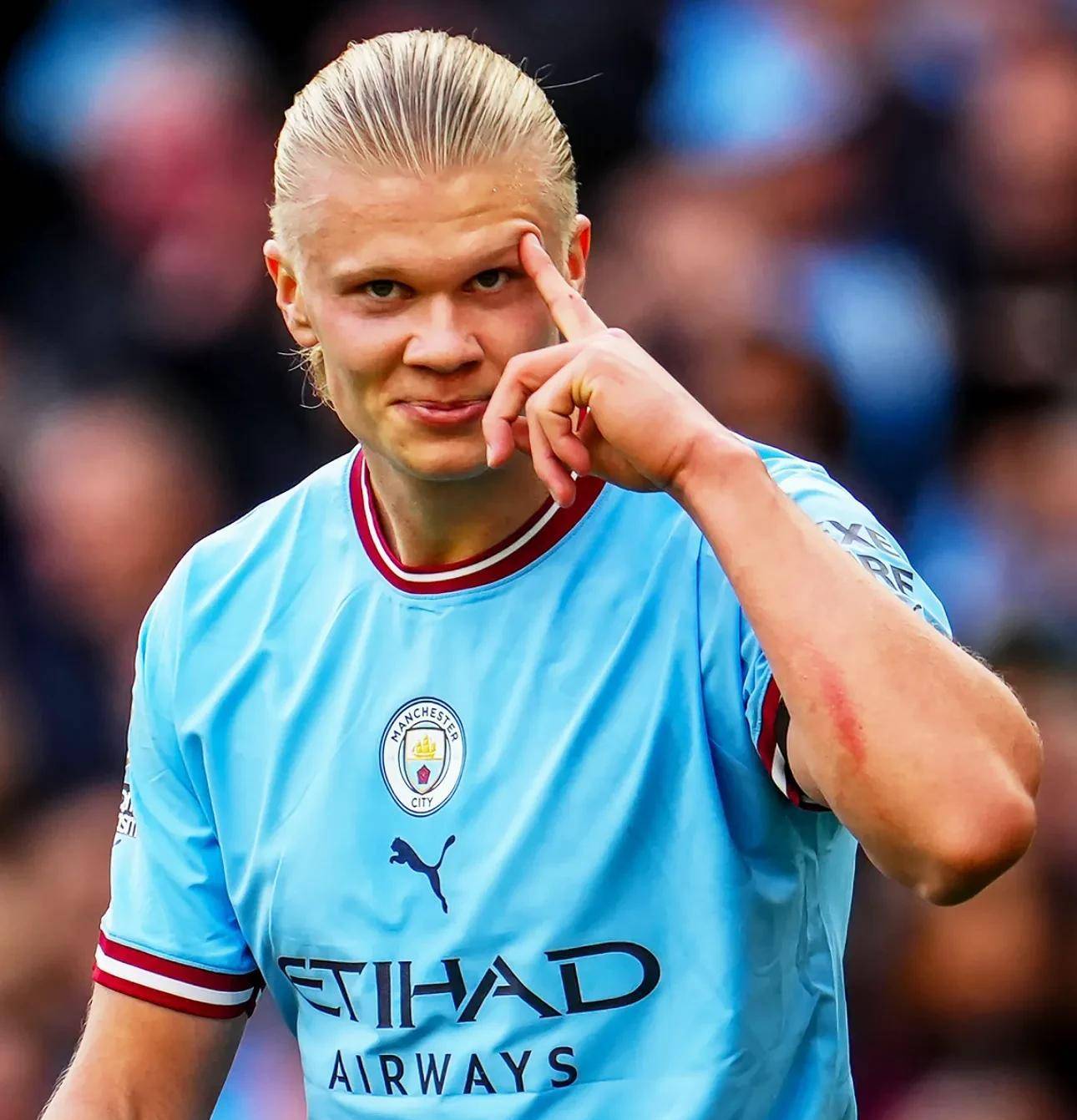 官方：迈阿密国际与23岁后卫伊恩-弗雷续约至2029年（迈阿密国际官宣续约23岁后卫伊恩-弗雷，合同至2029年）