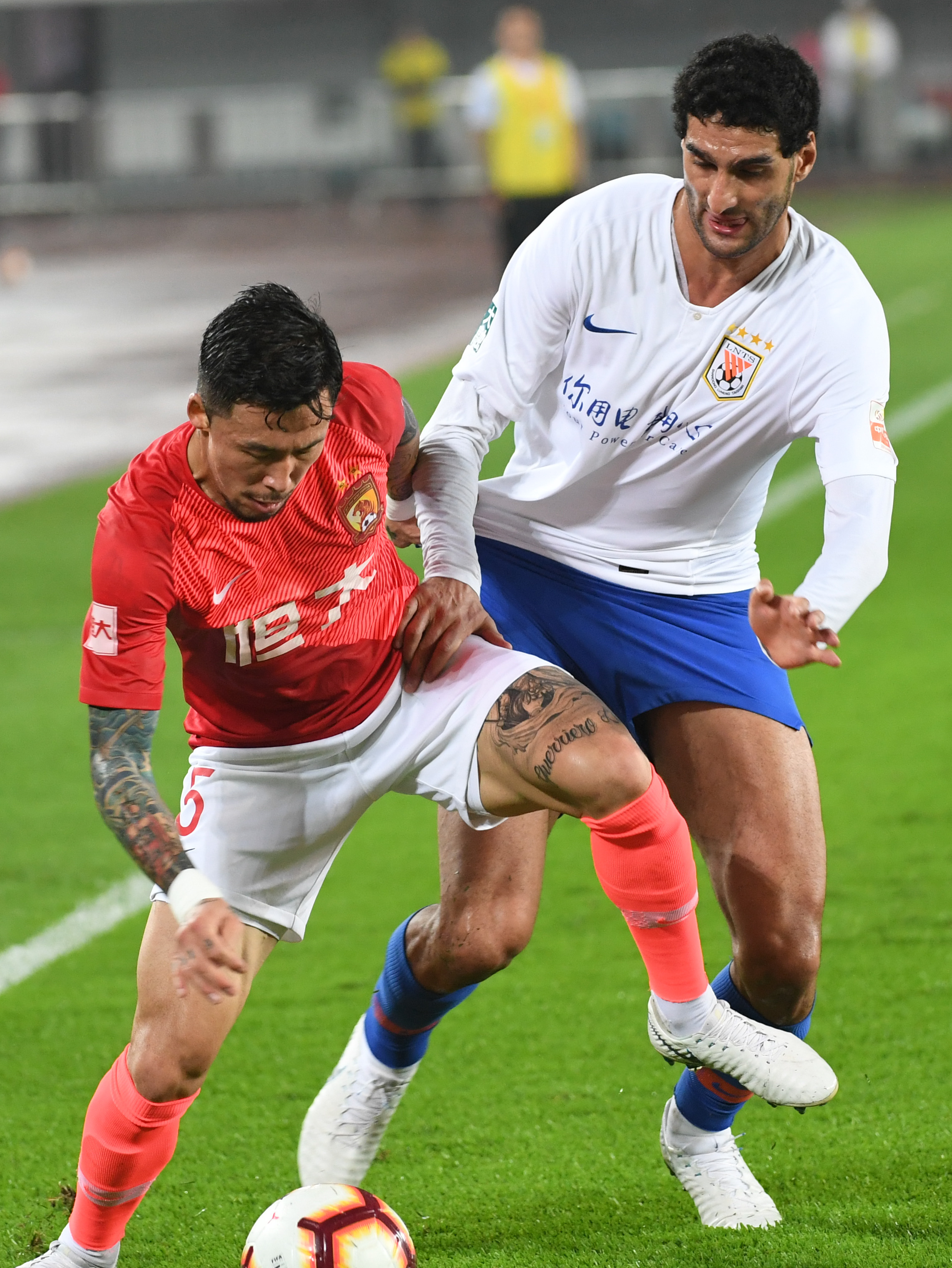 格策：两个头球丢球让人恼火；总体来说我们的防守做得不错（格策：被头球连丢两球令人恼火，但整体防守还不错）