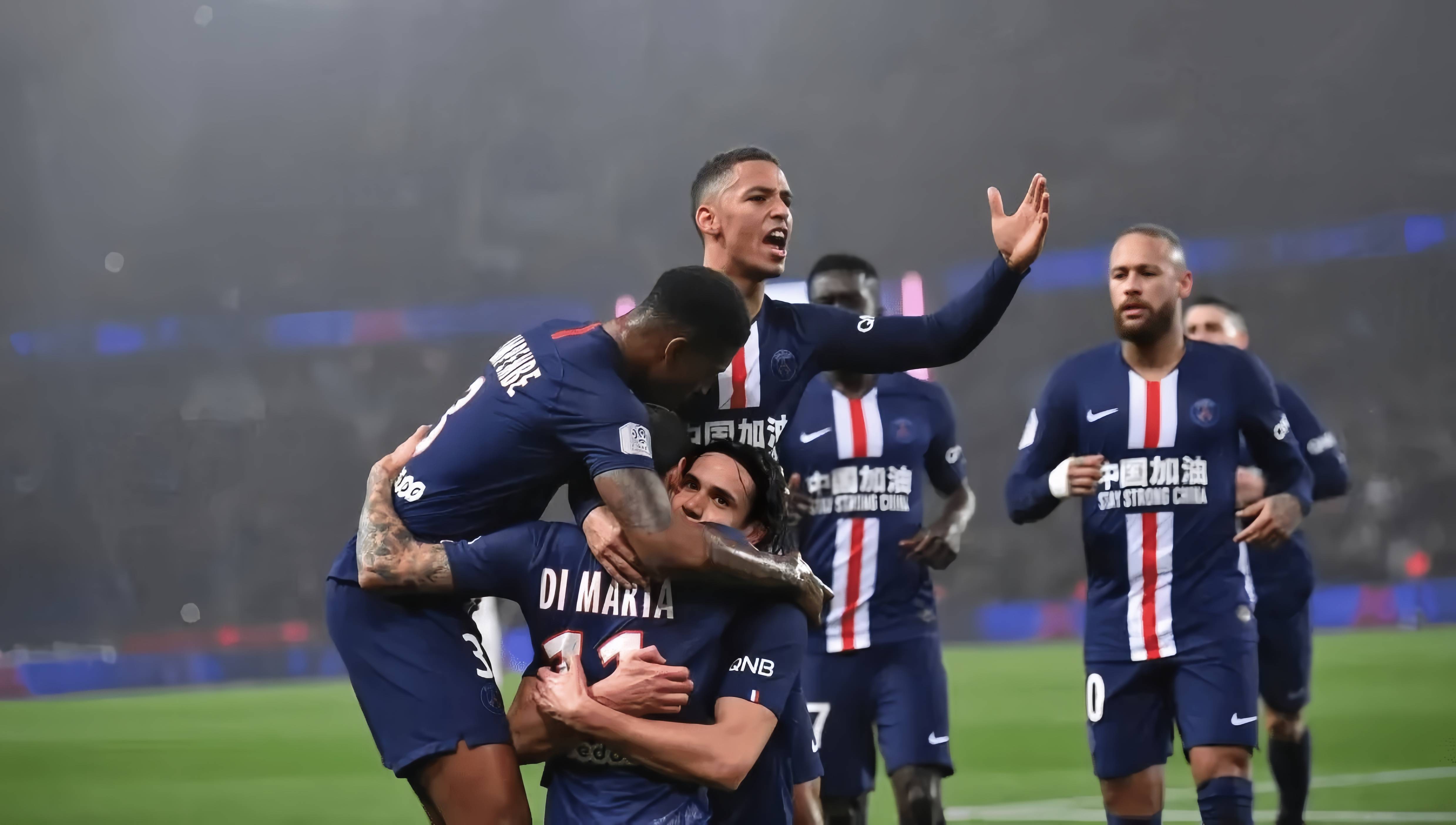 罗哥最后一次戴帽是对阵热刺，没想之后热刺就成了曼联的苦主（罗哥上次帽子戏法献给热刺，此后热刺却成了曼联克星）