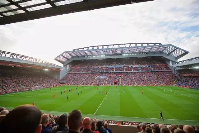 国际足球与篮球赛事2025–2026赛程公布（2025-2026赛季国际足球与篮球赛程正式发布）