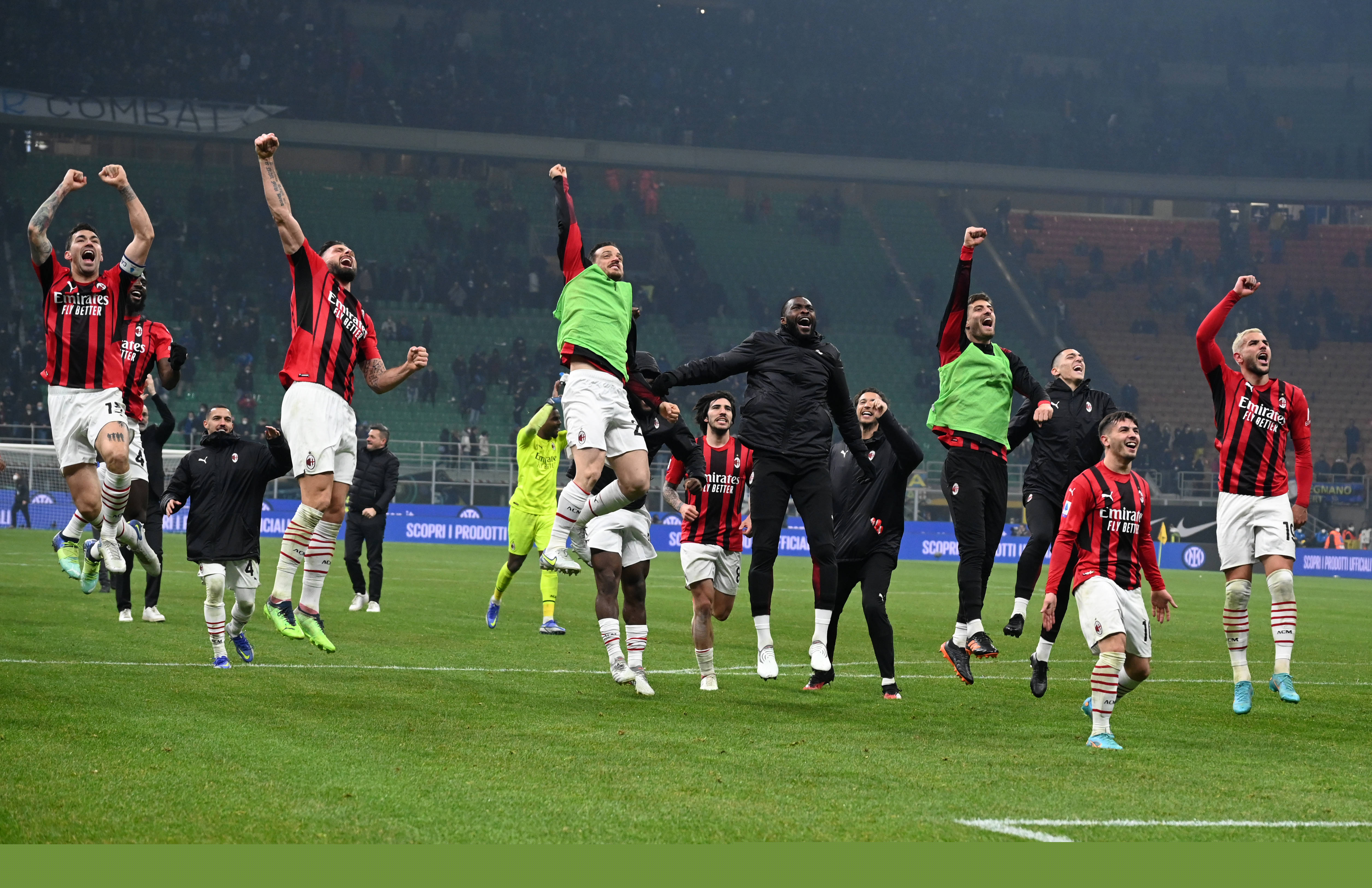 波兰主帅：要帮扎莱夫斯基找回状态；我觉得莱万还没决定未来（波兰主帅：将助扎莱夫斯基重回正轨；称莱万尚未决定未来）