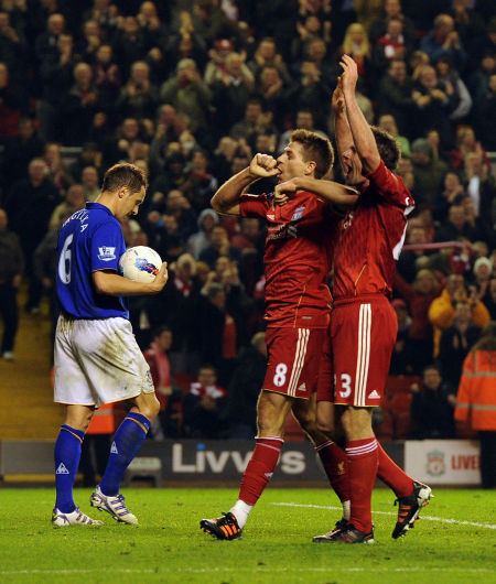 库尔图瓦：我肯定是最顶尖门将之一，C罗比姆巴佩求胜欲更强（库尔图瓦：自认跻身顶级门将，称C罗求胜欲强于姆巴佩）